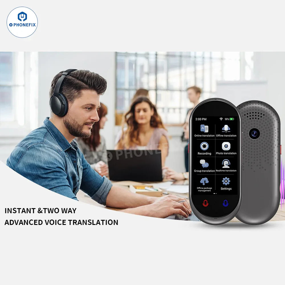 Traductor portátil VORMOR Z6 Z8 de PHONEFIX, un accesorio 3C, que muestra el elegante dispositivo con pantalla e interfaz multilingüe.