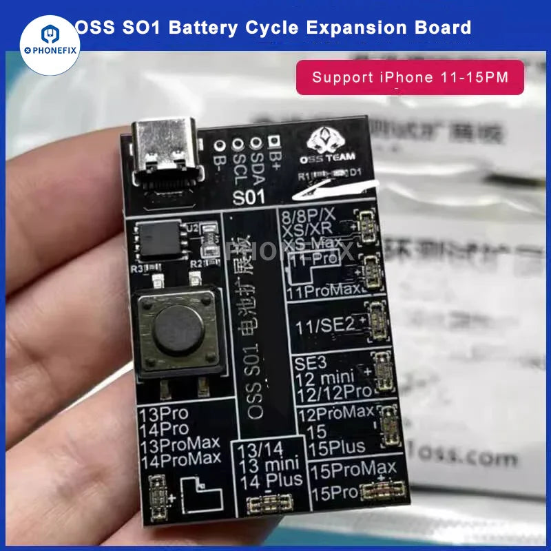 PHONEFIX OSS W10 cycle tester tool for iPhone 11-15 Pro Max batteries, showing device testing display and battery efficiency indicators.