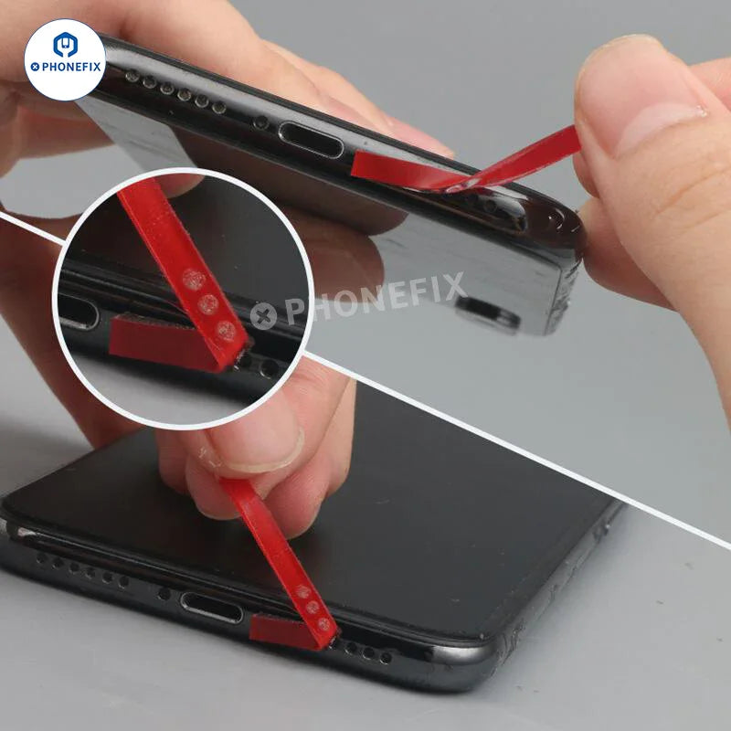 Coton-tige sans poussière PhoneFIX pour nettoyer les petits interstices des accessoires iPhone, idéal pour un nettoyage précis du téléphone.