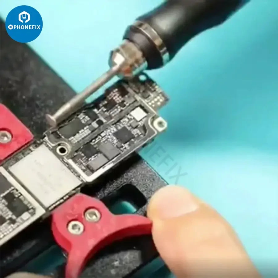 MaAnt D1 USB grinding pen by PHONEFIX, a PCB engraving tool with intelligent design and charging capability, shown in use.
