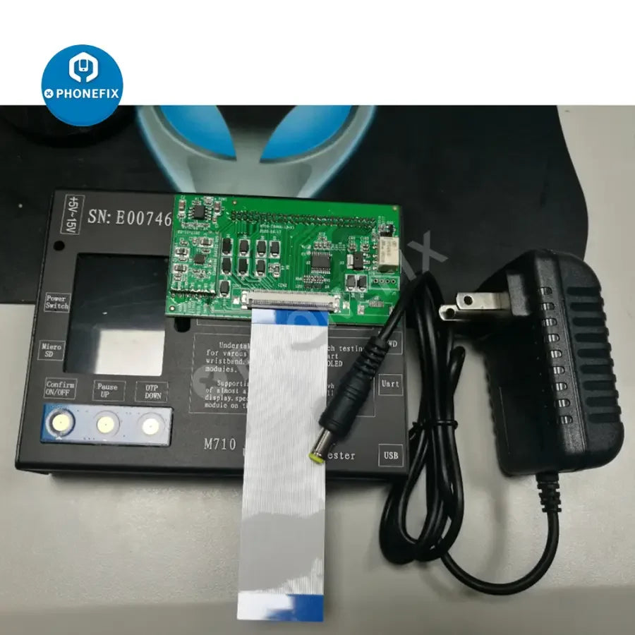 PHONEFIX M710 LCD screen tester for Samsung, Huawei, Xiaomi Android phones, used for diagnosing display issues.