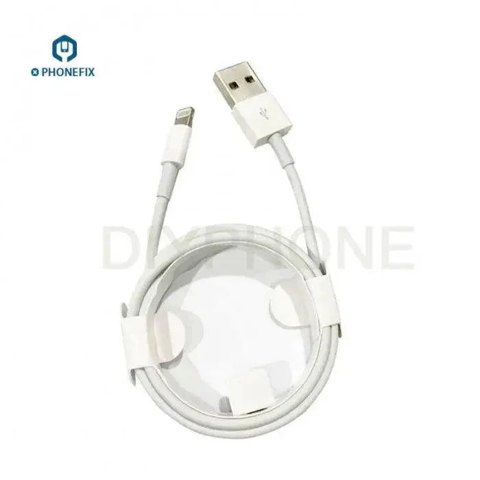 Câble de charge USB Lightning PHONEFIX pour iPhone et iPad, câble USB à charge rapide avec une conception durable.