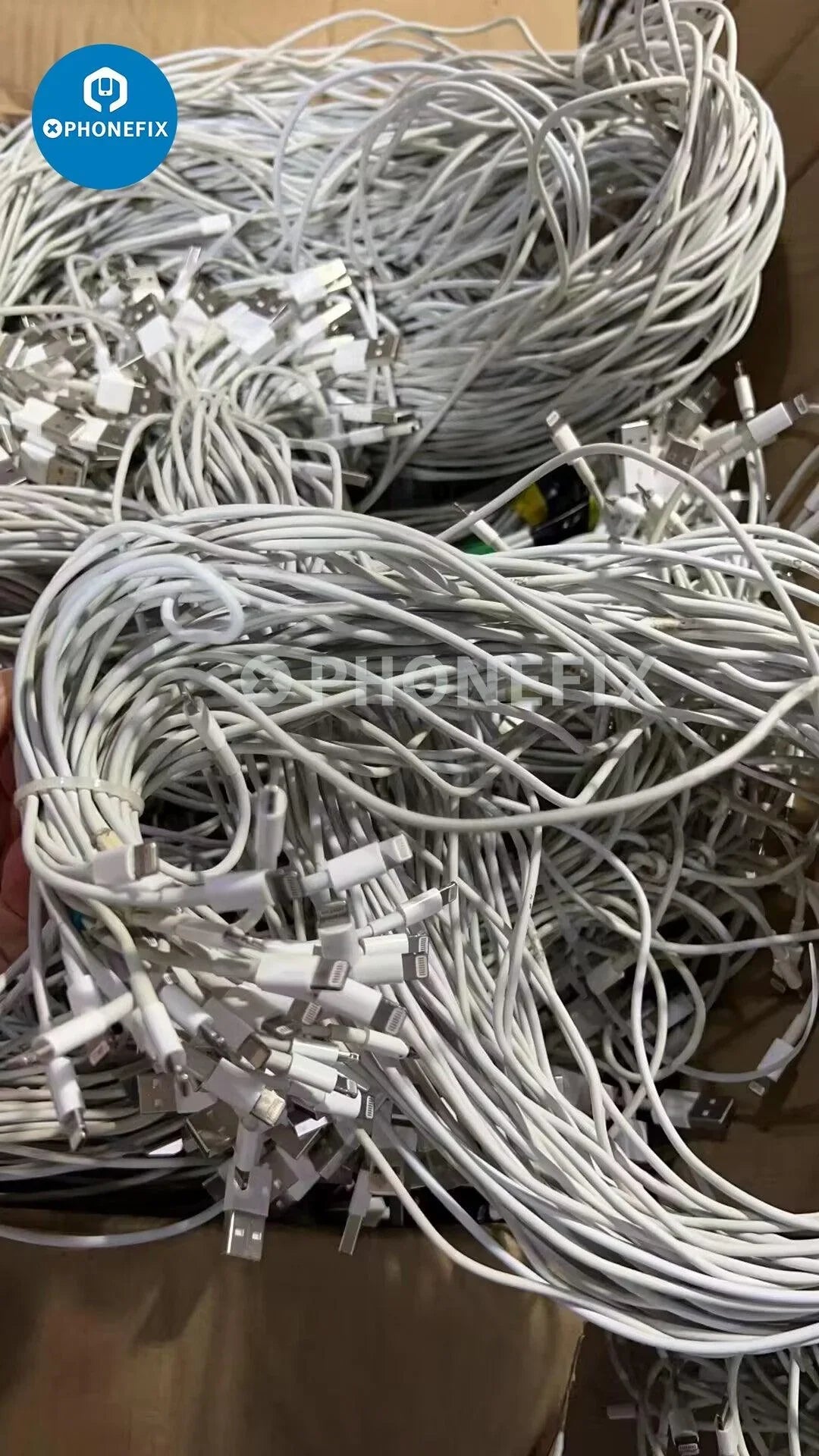 Original PHONEFIX Lightning to USB cable for iPhone and iPad, designed for flashing recovery, durable power charging cable.