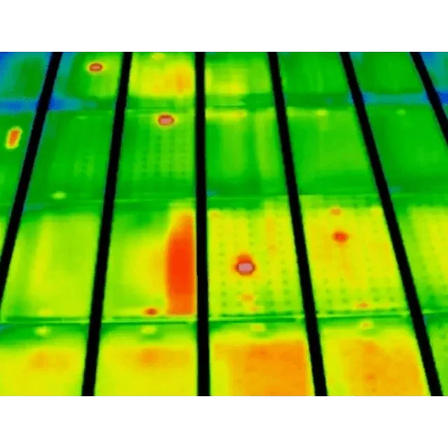 PHONEFIX P30 Plus Pocket IR Thermal Imager, hand-held thermal imaging camera showing thermal patterns and device controls.