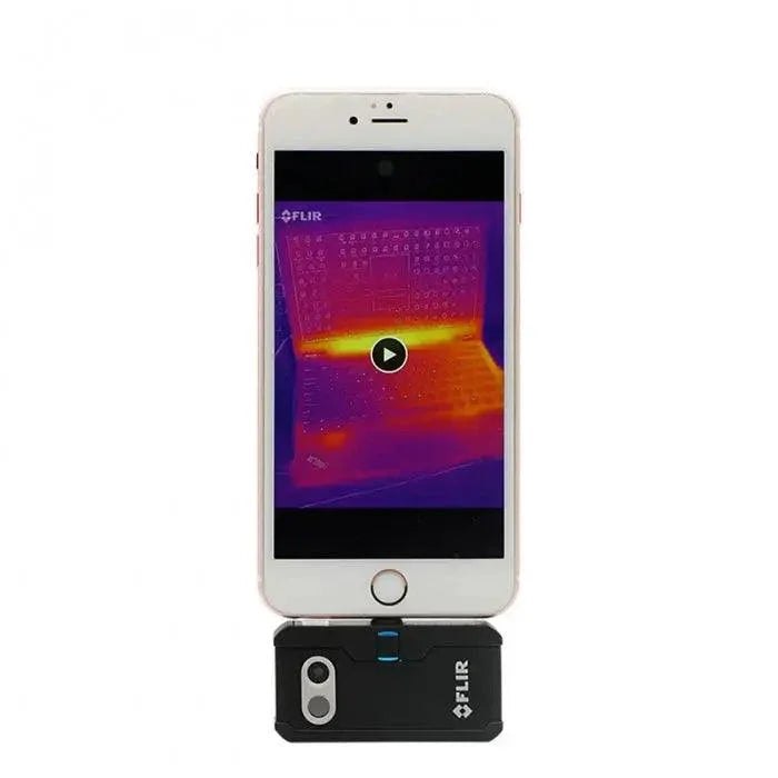 PHONEFIX FLIR ONE PRO thermal imaging camera showing PCB board diagnosis and fault detection in a detailed thermal view.
