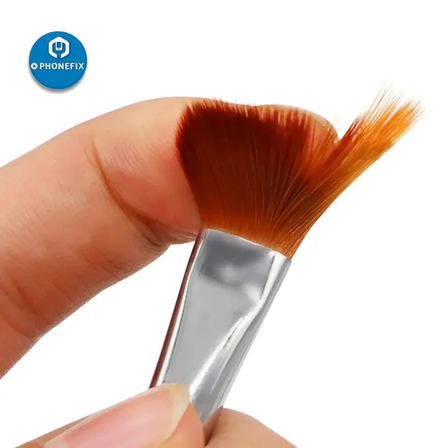PHONEFIX 45-degree bevel mobile PCB cleaning brush with wooden handle, ideal for precise electronics cleaning and maintenance.